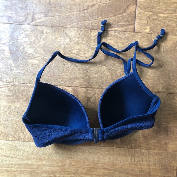 H&M Navy Blue patterned Bathing Suit Bikini Top - Picture 2 of 5